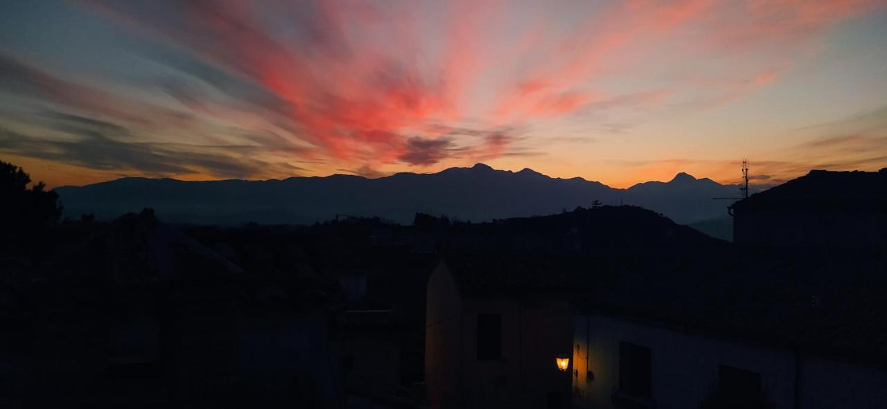 Casa In Centro Storico Vista Gran Sasso Διαμέρισμα Atri Εξωτερικό φωτογραφία